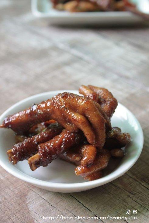 冰糖酱凤爪的做法