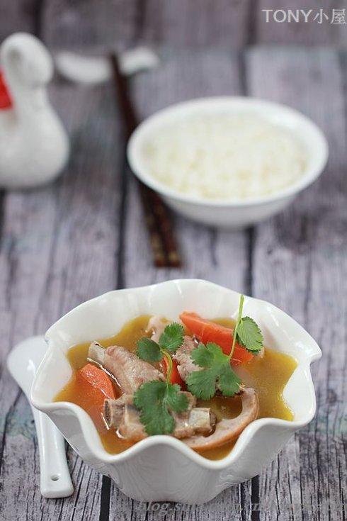 排骨酥汤的做法