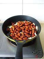 辣炒蚕蛹的做法