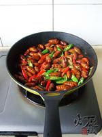 辣炒蚕蛹的做法