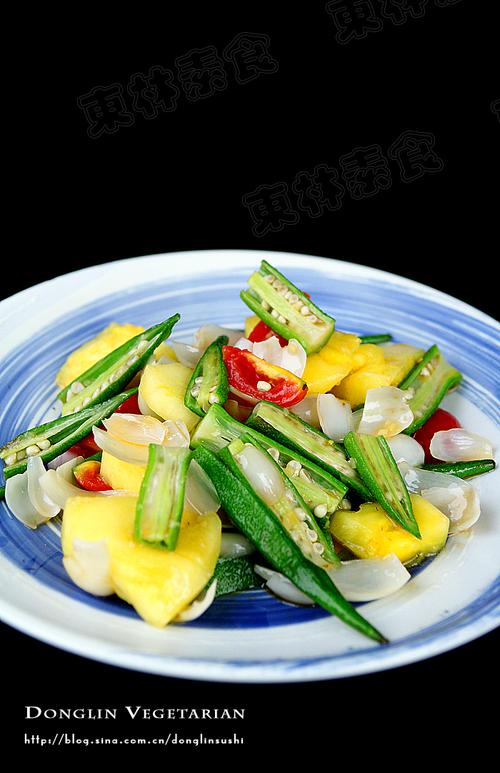 百合菠萝炒秋葵的做法