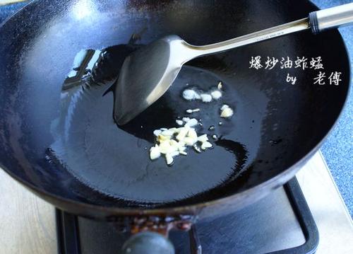 爆炒油蚱蜢的做法