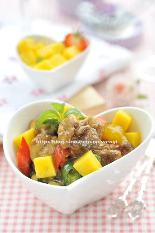 芒果酸梅炖鸡块的做法