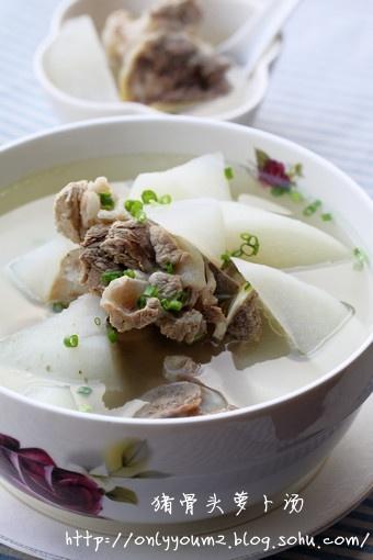 猪骨头萝卜汤的做法