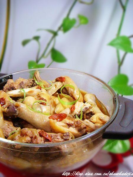 淮山枸杞蒸鸡的做法