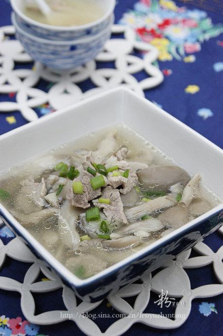 平菇肉片汤的做法