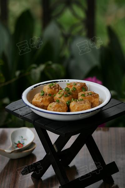 �𶹸�������