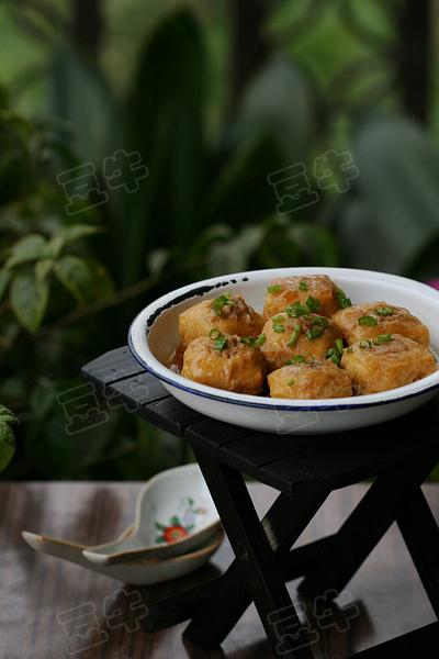 �𶹸�������