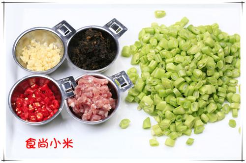 榄菜肉碎四季豆的做法