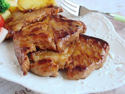 香煎梅花肉排的做法