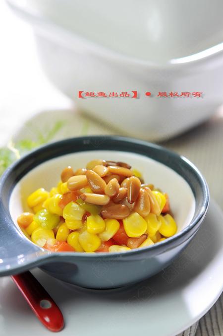 松仁玉米的做法