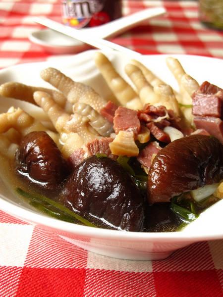 火腿蒸凤爪的做法