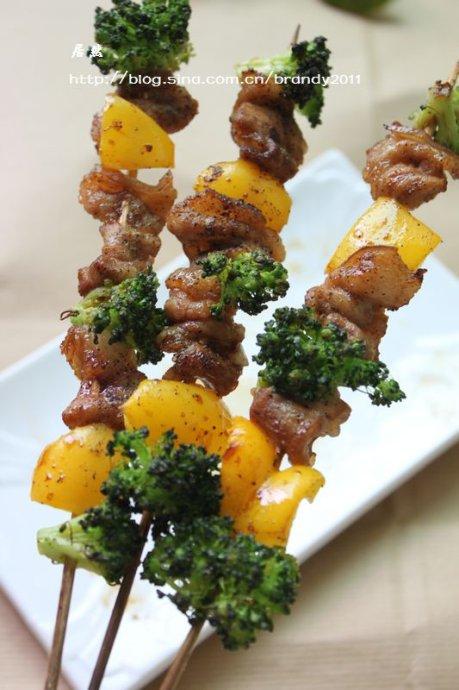 �ͷ׺ڽ����⴮������