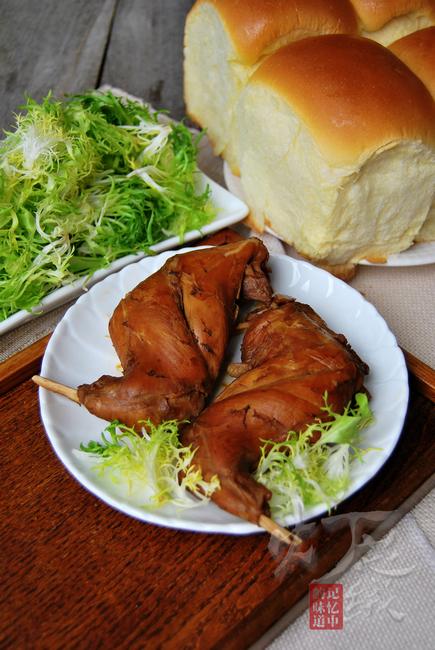 家常卤兔腿的做法