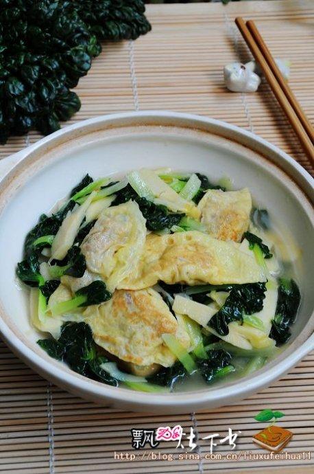 乌塌菜冬笋烩蛋饺的做法