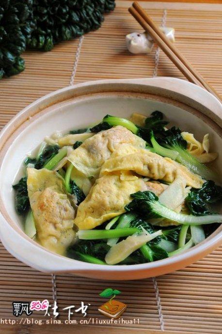 乌塌菜冬笋烩蛋饺的做法
