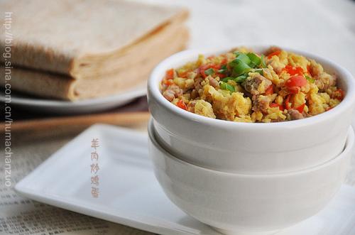 羊肉末炒鸡蛋的做法