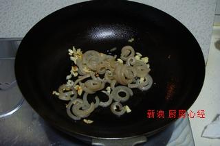肉皮炒豆芽的做法