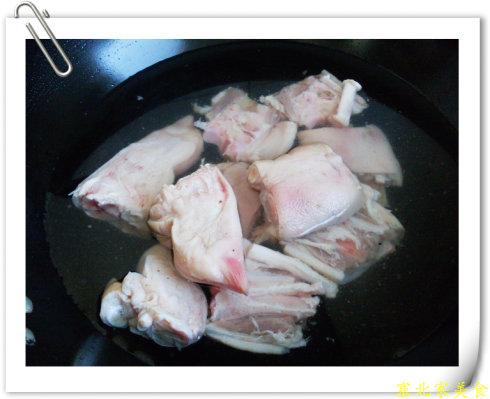 花生蹄花汤的做法