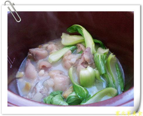 花生蹄花汤的做法