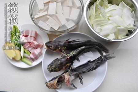 砂锅豆腐炖黄颡鱼的做法