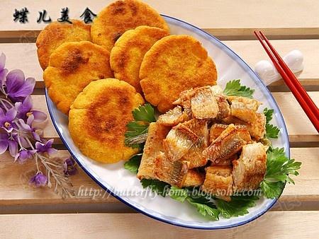 咸白梭鱼配玉米饼的做法