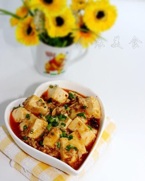 酱香肉末豆腐的做法