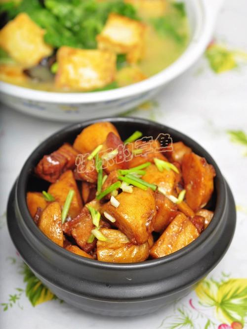 芋仔烧肉的做法