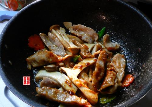 沙嗲猪颈肉的做法