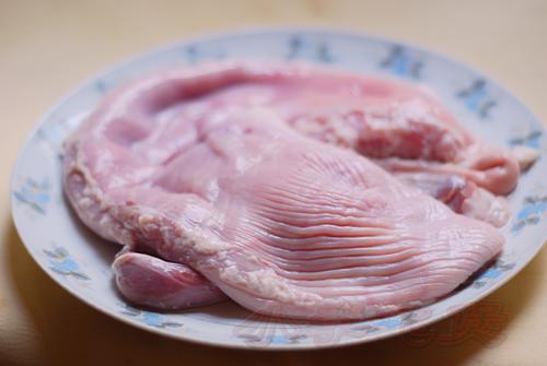 玉米猪肚汤的做法