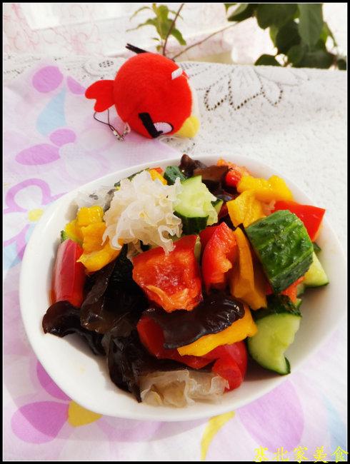 双耳拌时蔬做法的做法