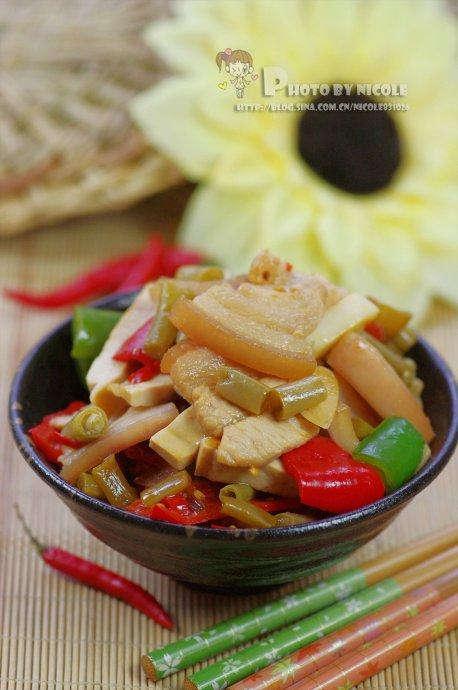 湘式小炒五花肉的做法