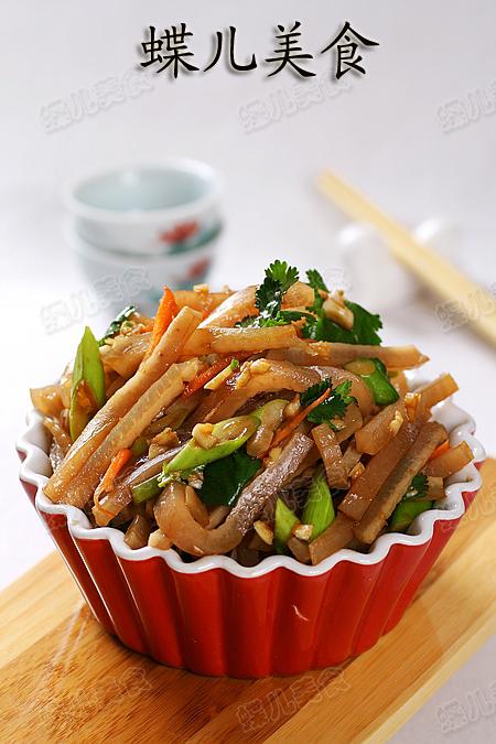 凉拌猪皮的做法