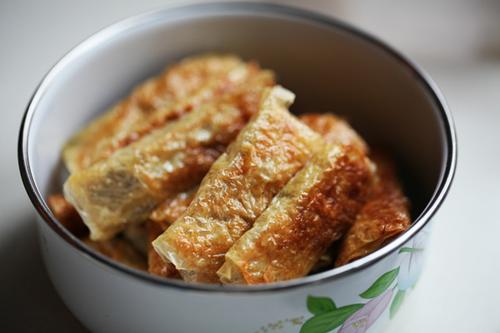 豆腐皮蟹肉卷的做法