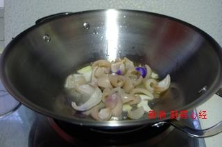 猪皮烧海带的做法