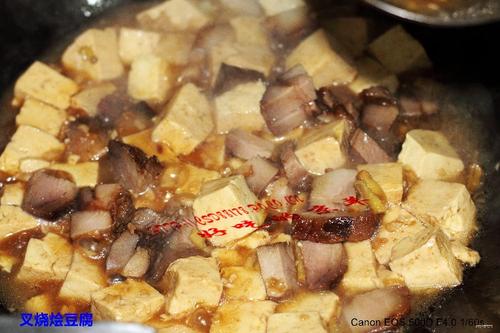 叉烧绘豆腐的做法