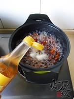 盐水煮蚕蛹的做法