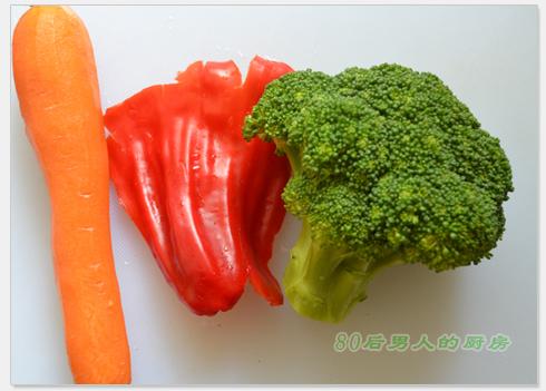 白灼西兰花的做法