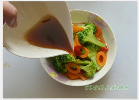 白灼西兰花的做法