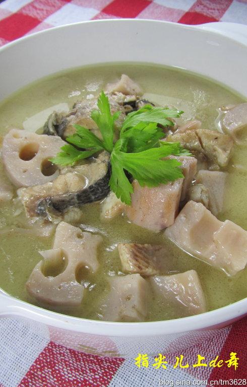 财鱼焖藕的做法