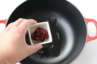 ���Ｆ������