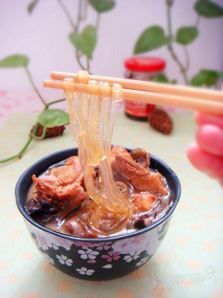 小鸡炖蘑菇粉条的做法