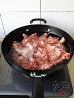 高压锅版黄豆酱炖排骨的做法