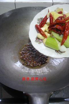 香辣河蟹的做法