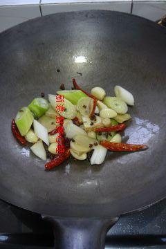 香辣河蟹的做法