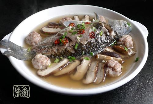 清蒸鲫鱼的做法