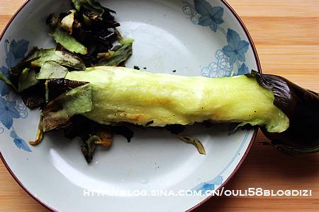 烧茄子皮蛋的做法