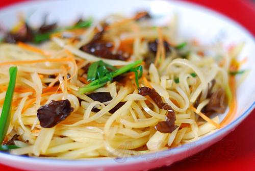 凉拌土豆丝的做法