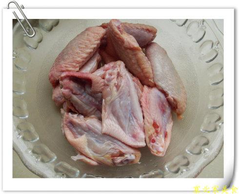 三汁焖鸡翅锅的做法