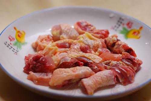 咸鱼蒸鸡的做法